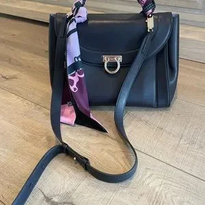 Salvatore Ferragamo ソフィアレインボーショルダーバッグ サルヴァトーレ フェラガモ新作バッグ「ソフィア・レインボー